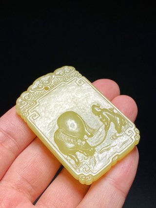 乾隆|清乾隆 和田玉籽料 黄玉 饮马图 诗文牌 文玩牌