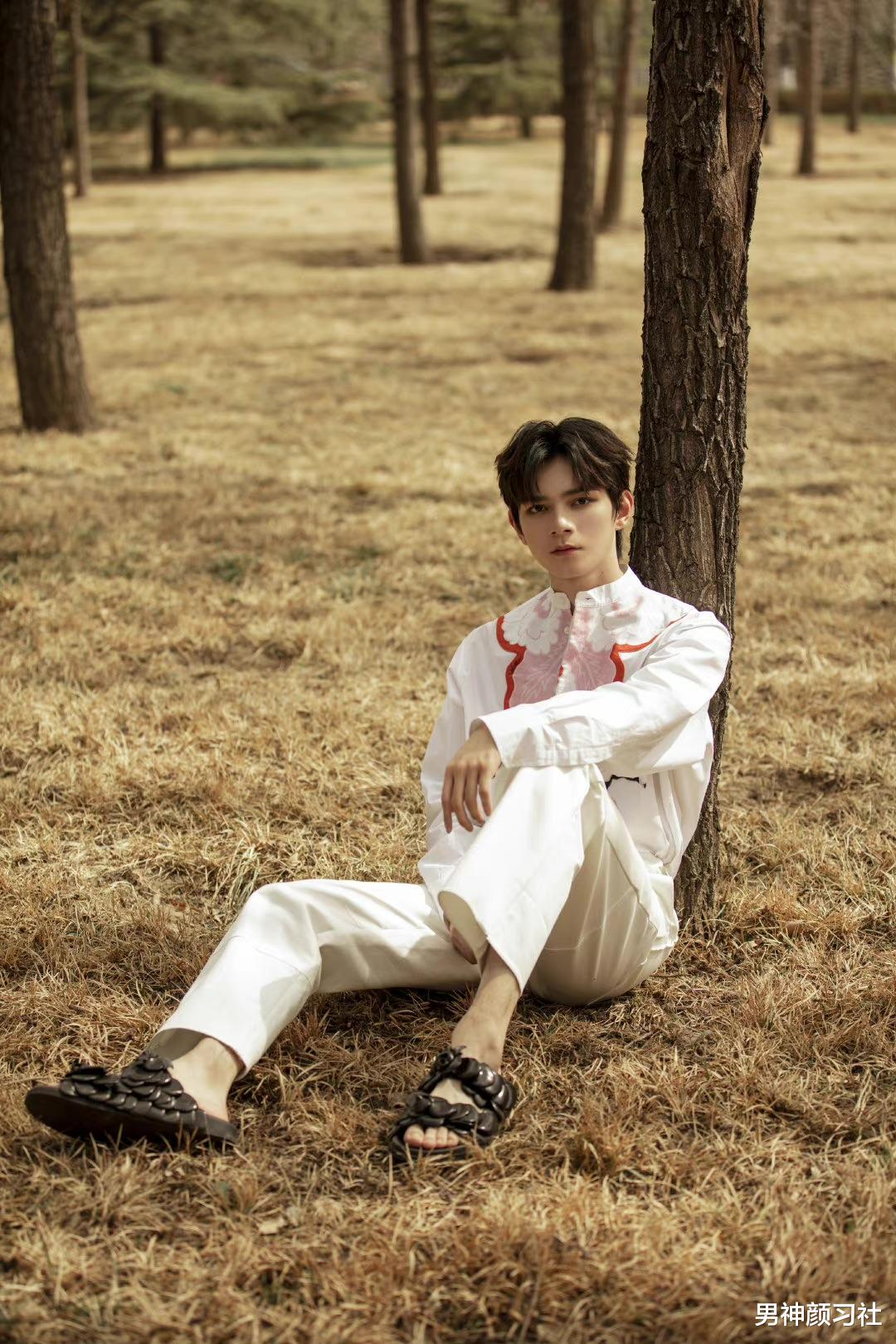 难道很多女生，都不喜欢男的穿绑带凉鞋？