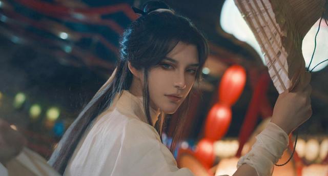 coser|墨家三兄弟cos神还原，魏无羡好霸气，谢怜温柔，沈清秋难得正经