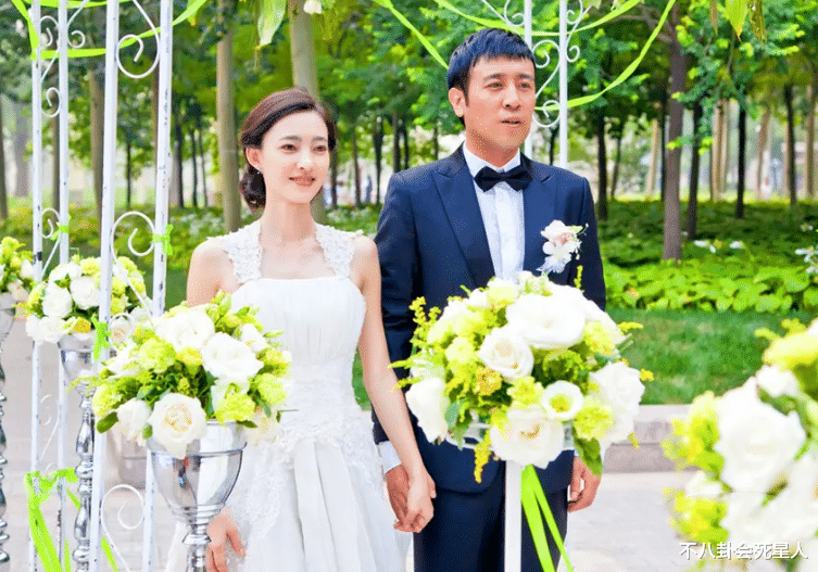 张嘉益|16位内地中老年男星现状,走路直不起腰,头发花白,秃头发福