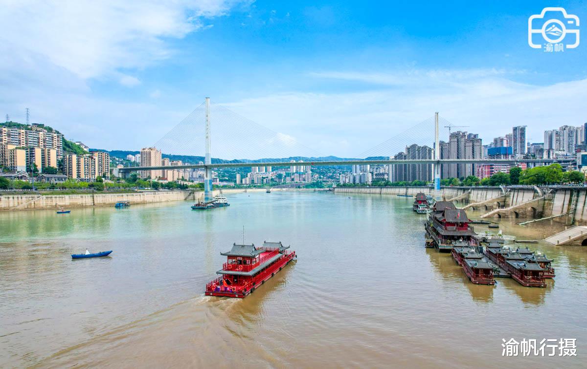 深圳市|涪陵也有两江游，乘涪州画舫赏城市美景、观两江交汇如鸳鸯火锅