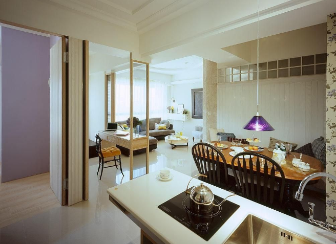 横梁没法动,无奈只能用这些方法进行弱化,完工后效果还赞!