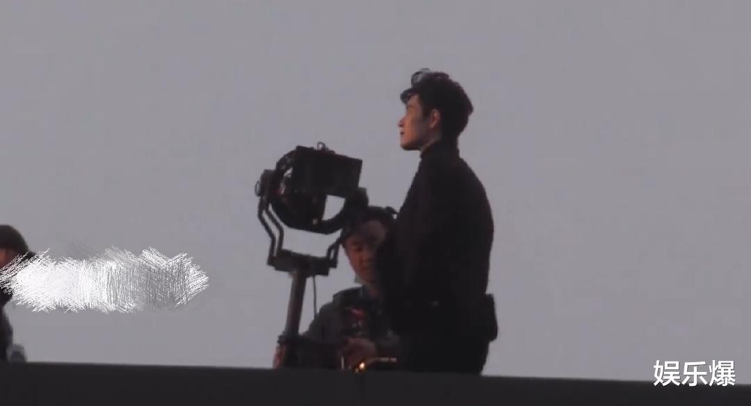 外国美女|肖战新动态来了！寒风中拍广告帅气不减，与《王牌》形象对比明显