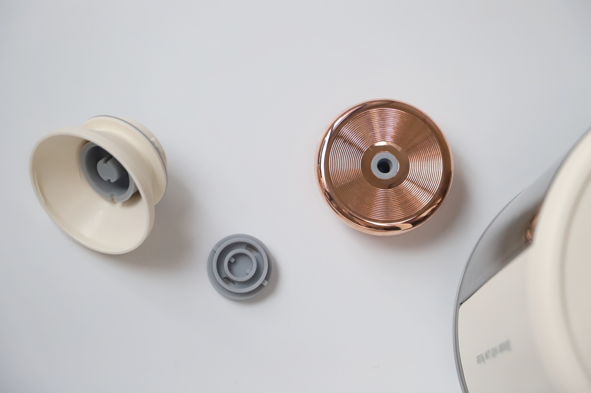 破壁机|静音细磨、精致养生,七彩叮当家用静音破壁机体验