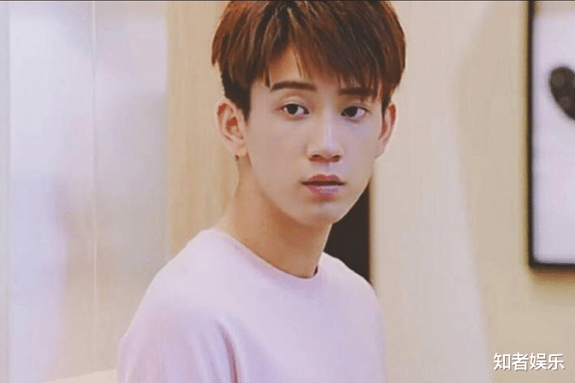 黄景瑜|黄景瑜新剧未播先火,但凡身材拉跨一点点,都压不住这群绝帅男配