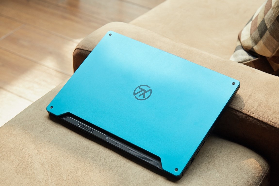 运营商|三大运营商都在自己做手机，谁家更离谱？