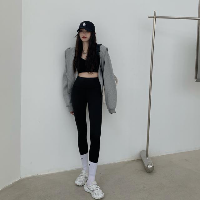 腿粗的女孩子，要想穿出修长感，记得选择适合自己的穿衣法则