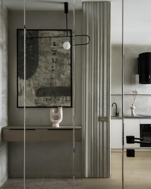 28岁小伙花20万，把35小户型装修成毛坯房，却充满时尚感