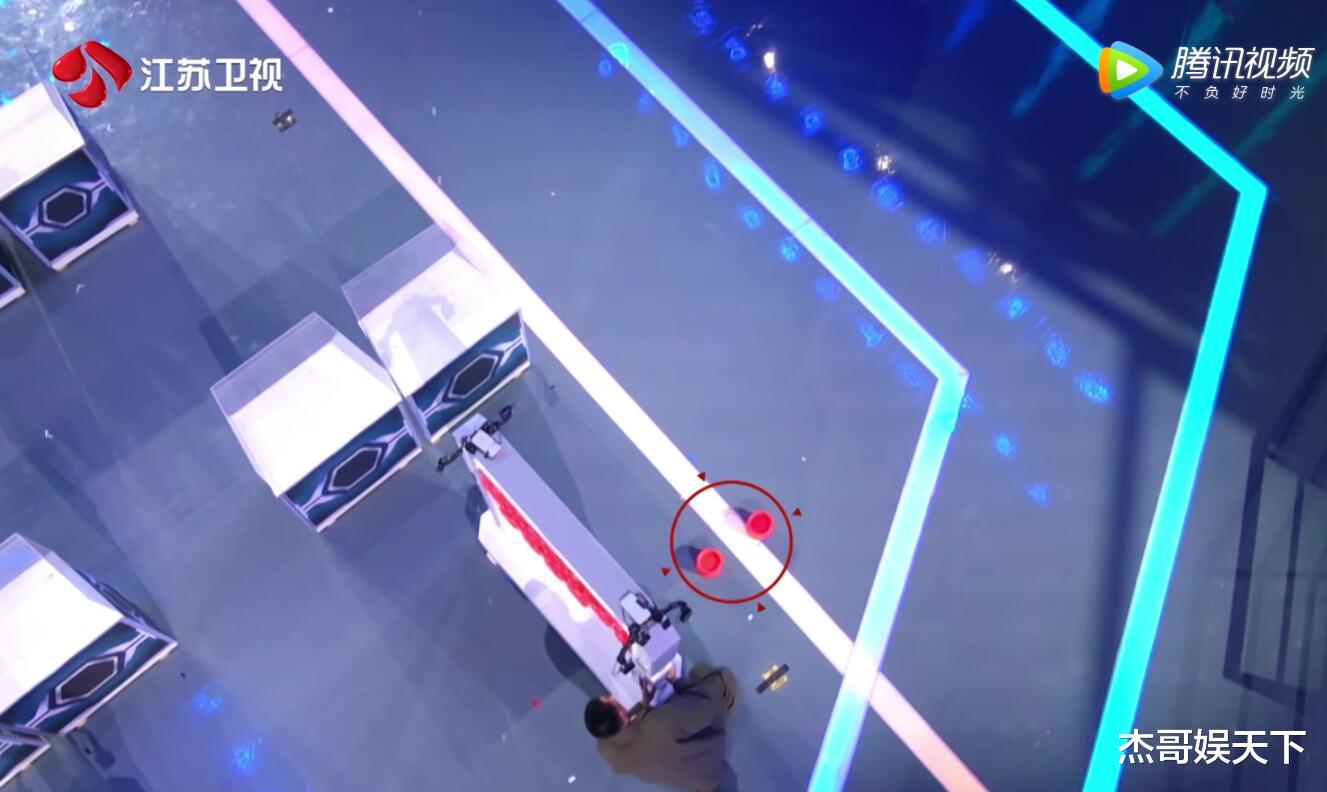 春晚|《最强大脑》第三期题目太小儿科,观众秒解答案,嘉宾却喊着好难