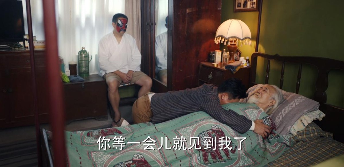 相差13岁演隔代，岳母女婿同框出镜，是女婿太老气还是岳母太年轻