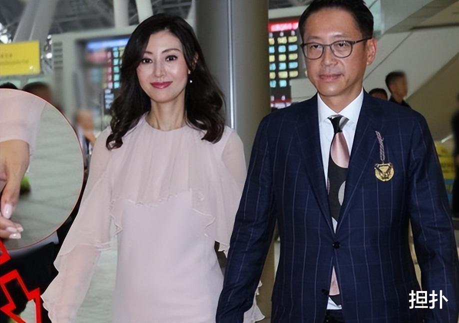 许晋亨|刘銮雄揭露李嘉欣往事，许晋亨不仅不生气，还带着妻子出镜秀恩爱