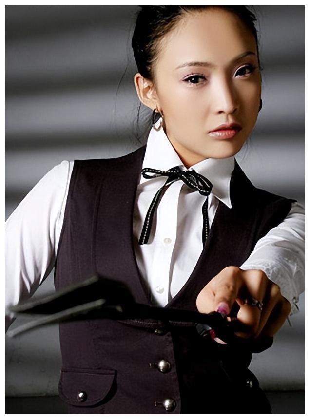 高至霆|吃里扒外、被丈夫三刀索命的女星白静，她的故事远比你想得更荒唐