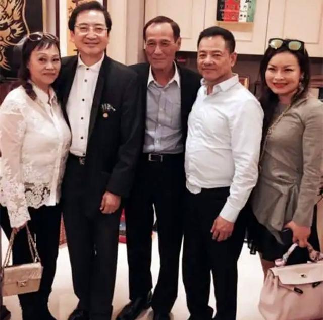 澳门大佬网上声援唐山女子,呼吁洪门人坚持正义,网友:多么讽刺