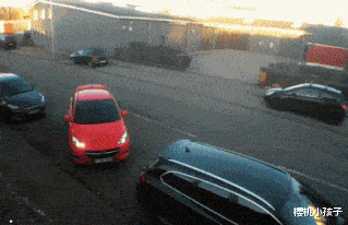 张曼玉|吕丽萍和三婚老公美国过年！素颜憔悴秀恩爱，孙海英大笑胡子拉碴