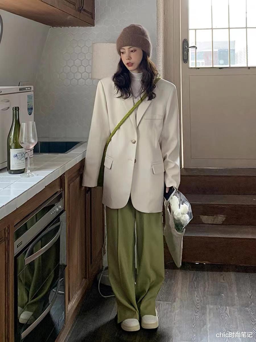 宋佳|《盛装》宋佳职业女主编竟这么穿?有点像是中国版穿普拉达的女王