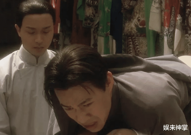 张丰毅|“继女奴”张丰毅：给继女买百万豪车，却嫌弃儿子长得丑，还不闻不问