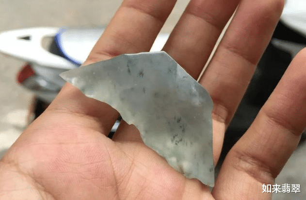 凤眼菩提|小妹以友情价买了块边角料,都说起货难,却总感觉雕刻后翻了十几倍