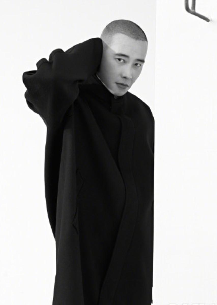 唐嫣|唐嫣拍摄被隔离！医护人员站成一排，罗晋亲自开车来接