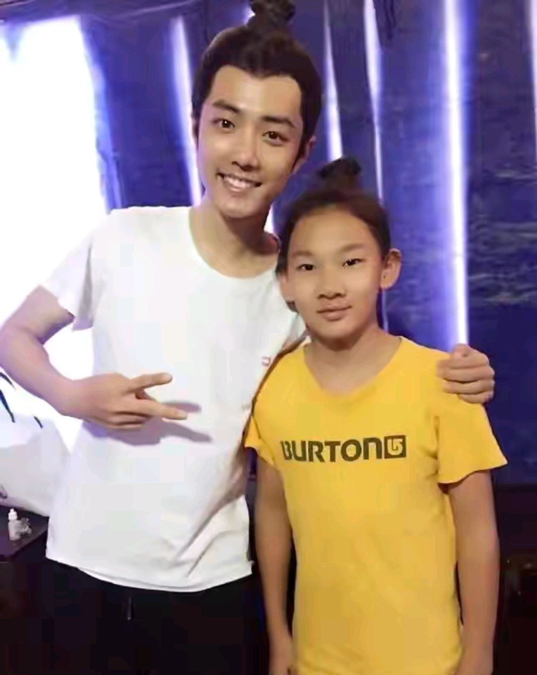 苏翊鸣|原来苏翊鸣还艾特过李沁和肖战，可并没有得到两人的回复