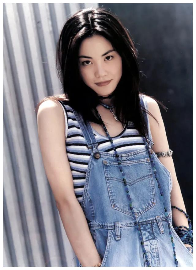 王菲|王菲：离过两次婚，情归谢霆锋，53岁的她终获幸福