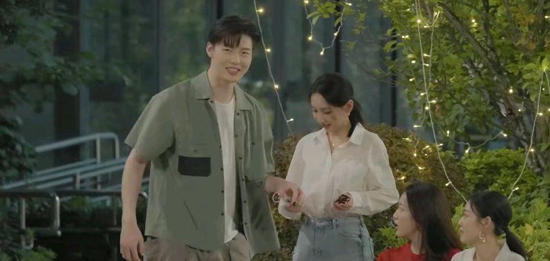 心动的信号5|《心动的信号5》：张根源和王秋怡都是追别人，为什么男生受好评？