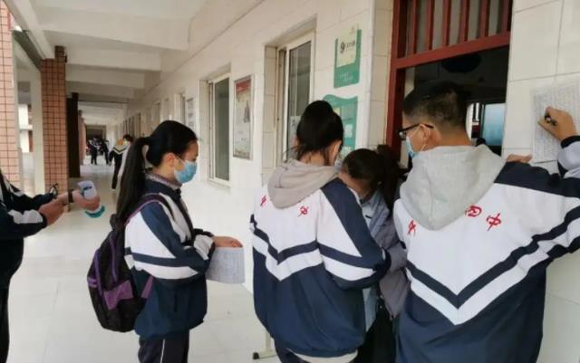 分流|2022中考或迎三项新调整！500分以下或面临被分流？家长：焦虑