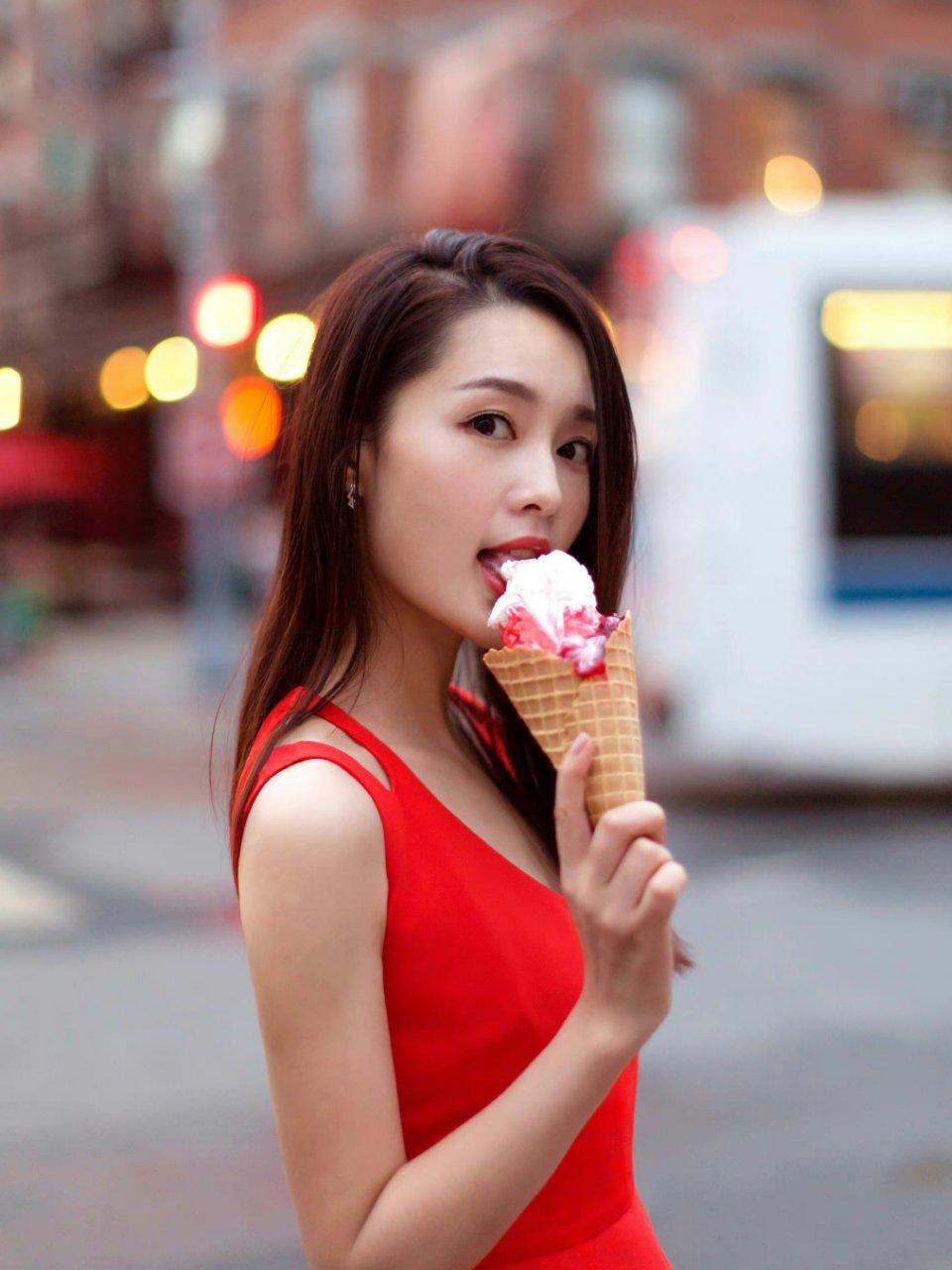 李沁|90花之耻?李沁粉丝拒绝烂饼,骂正主毫不留情