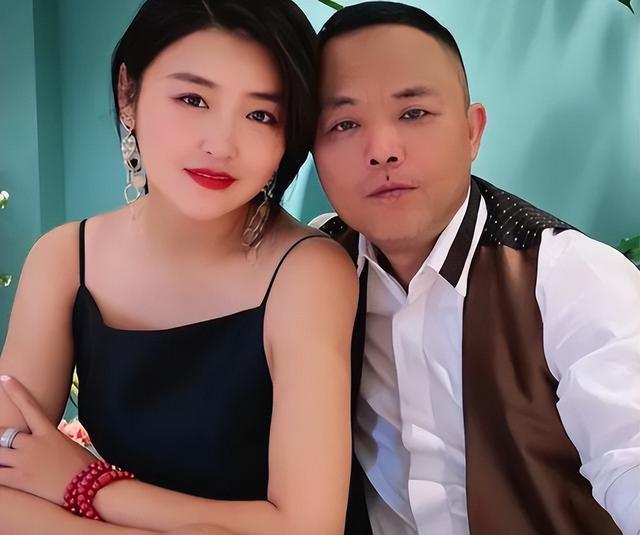 赵本山|娇娇前夫首次出镜引热议!直播时喊话本山大叔:好戏还在后头