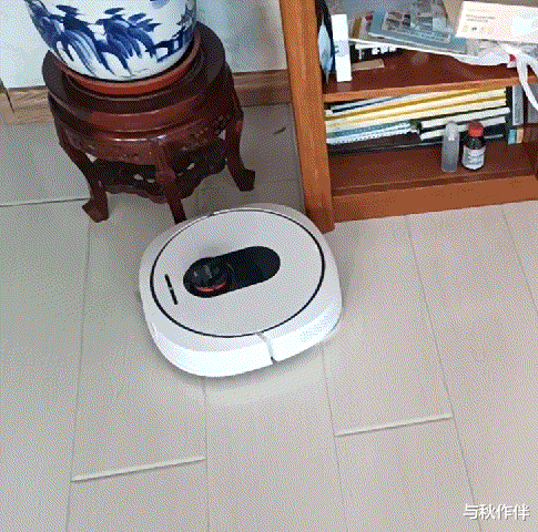 机器人|一年只需倒六次垃圾还会自己洗拖布,睿米真全能扫拖机器人EVA体验报告