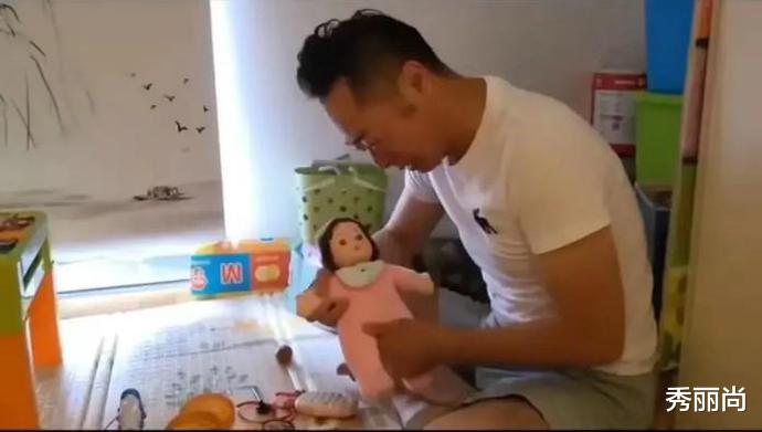 杭州坠亡女童父亲遇反转!接下来的做法,撕开了当下社会病态的遮羞布