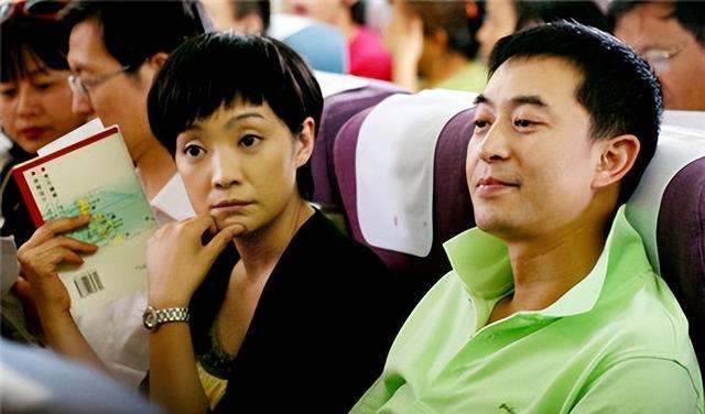 如梦|王海燕：嫁给被前妻嫌弃的张嘉益，41岁为他生女，一家三口超幸福