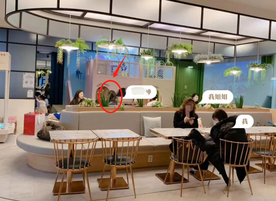 空难|40岁全智贤带儿子被拍!背5万大包穿一双拖鞋,保姆助理全程跟随