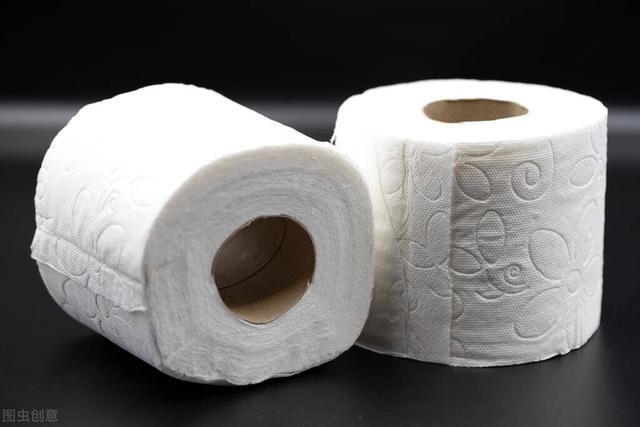 卫生纸黄色的好还是白色的好?多亏纸厂员工提醒,看完告诉家里人