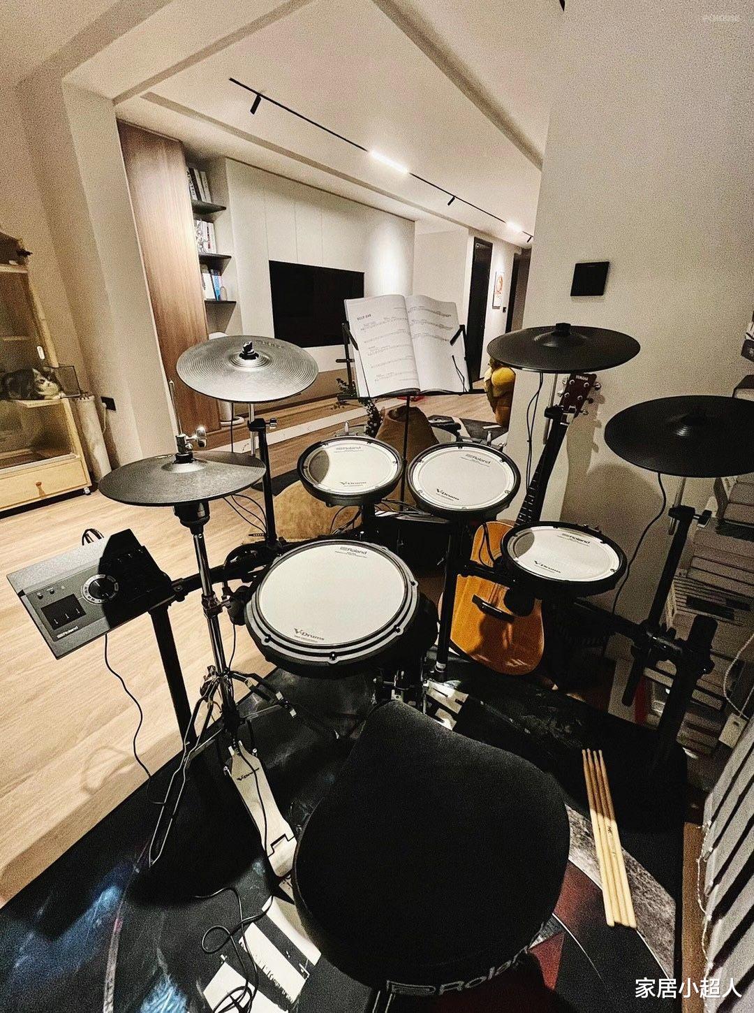 玩味统治下的现代融合空间