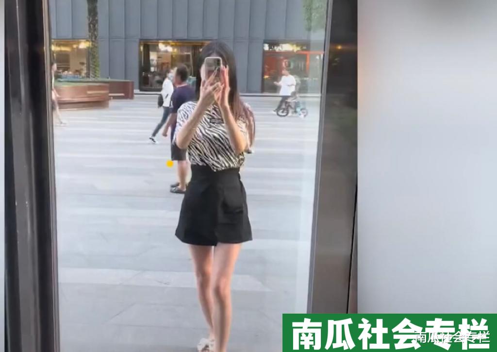 97年女子不顾父母反对,跨省投奔88年男友,拿到准婆婆红包呆住了