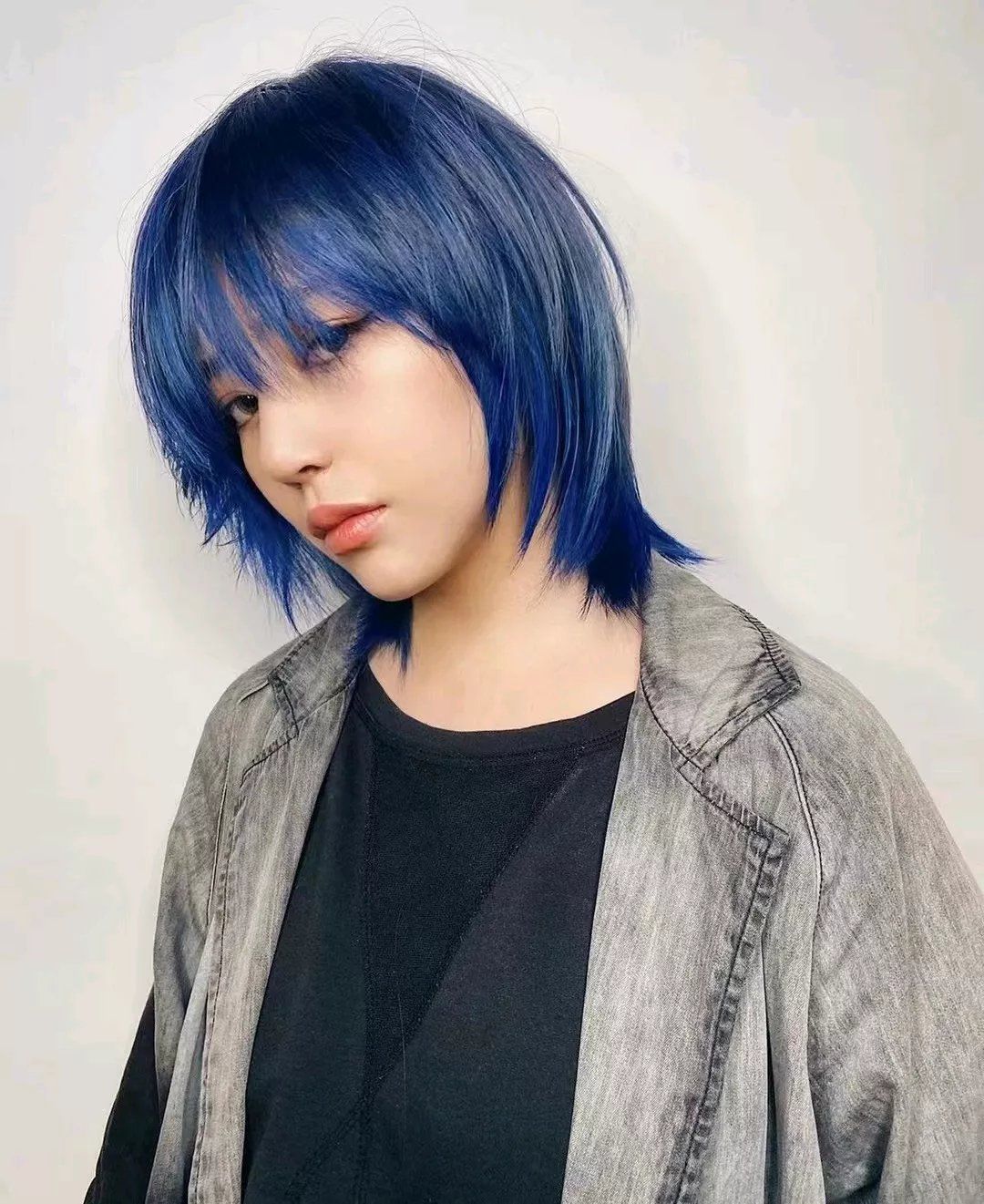 烫发 最火女发有哪些?这四种少不了,剪完让你颜值翻倍