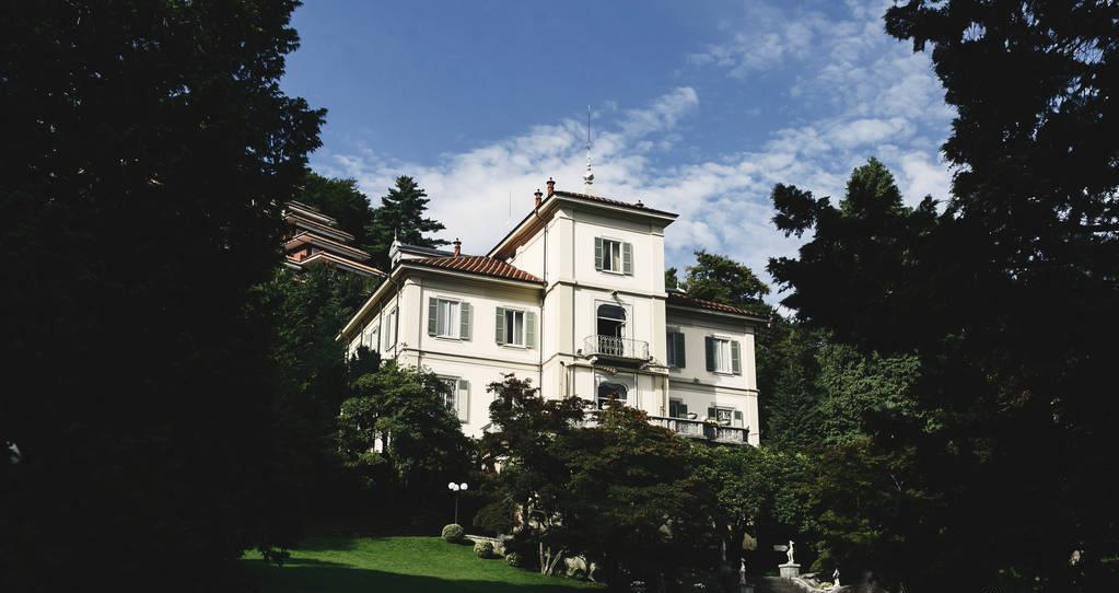 滨江|暂停还得可行：宅基地使用权抵押还需更进一步