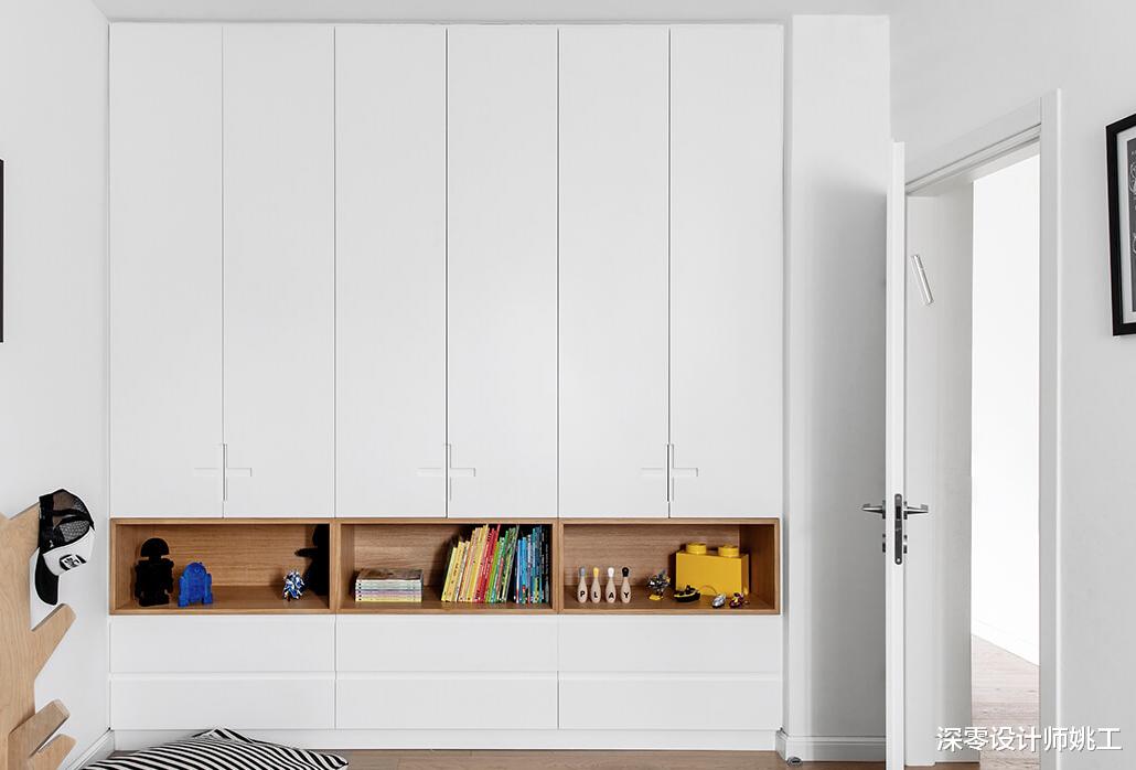 8㎡儿童房怎么装?不妨试试榻榻米+衣柜+书桌设计,1㎡都浪费不了