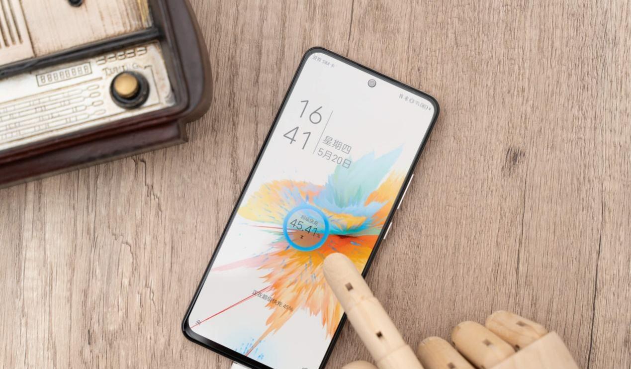 高通骁龙|骁龙888旗舰退场，8+128G宣布调低1000元，没买的机会到了