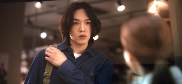 孔晓振|一起庆生旅游、看演唱会传情：孔晓振与男友秘恋两年早就有迹可循