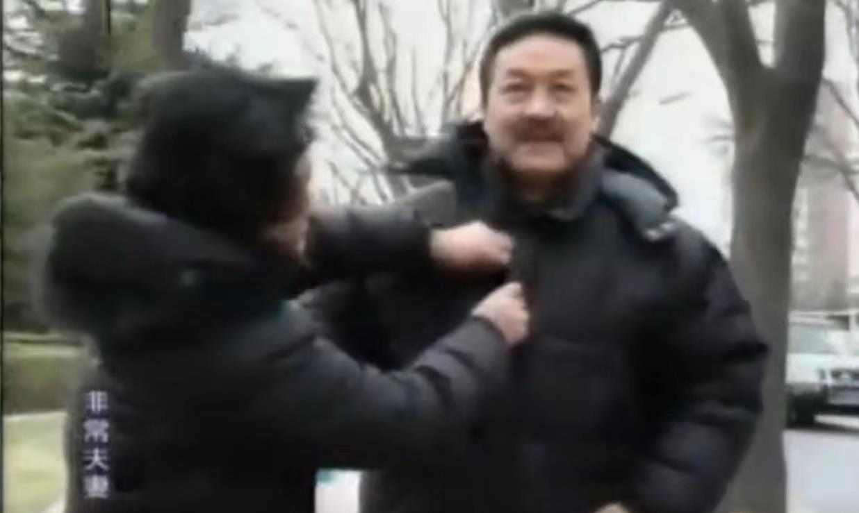 医生|黄达亮去世9年了，遗孀金秋琴的选择让人泪目