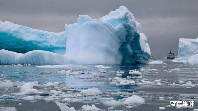 科学家在破冰船漂流389天后宣布噩耗:北极正在死去,怎么回事?