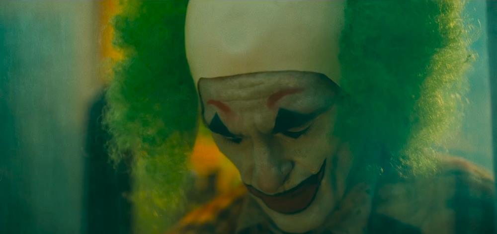 小丑|《小丑》带给我们的启发:雪崩的时候,没有一片雪花是无辜的