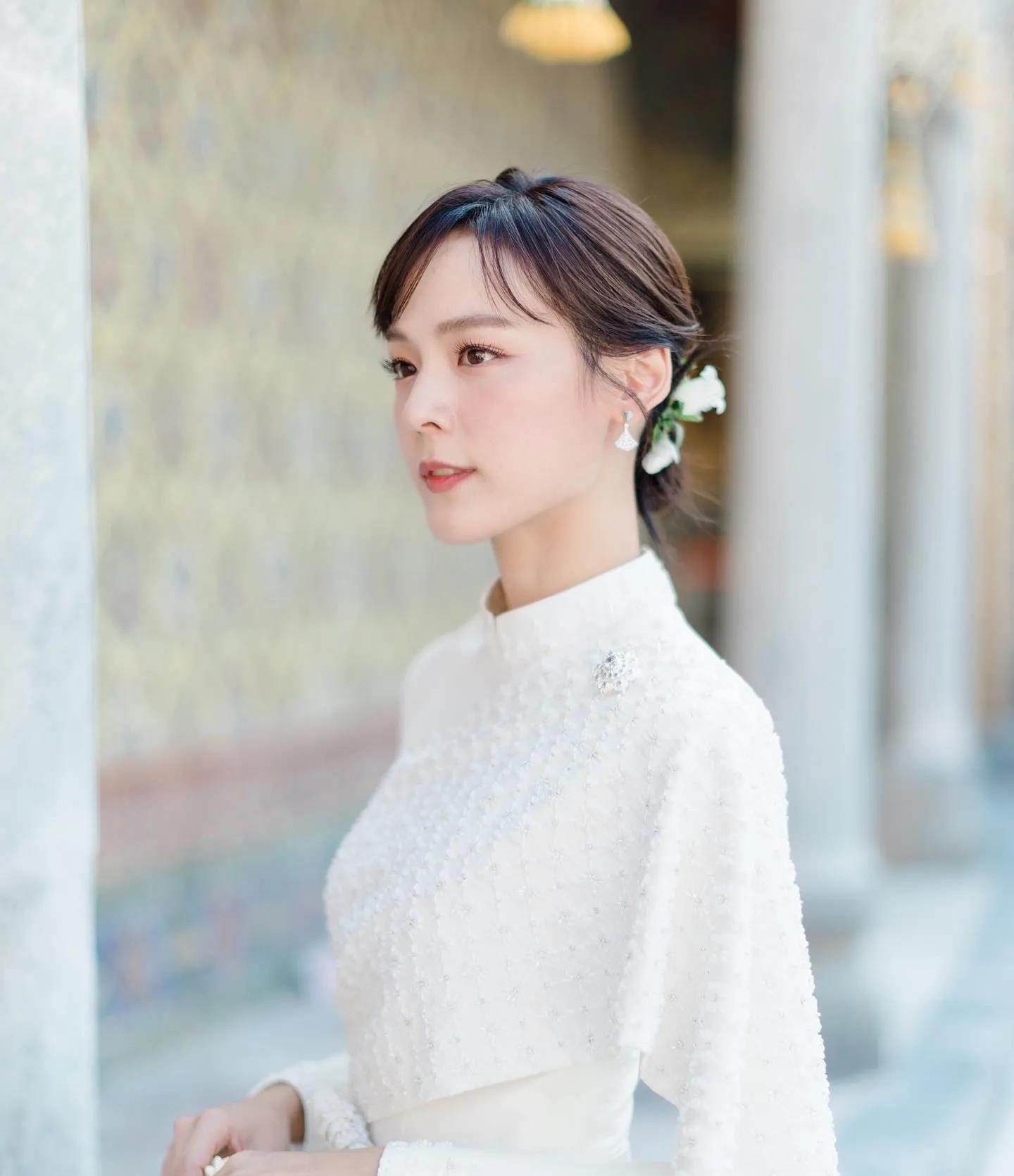 一起欣赏~泰国娱乐圈女星泰式婚服秀