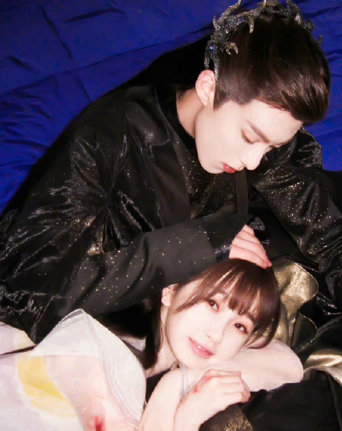 王鹤棣|《苍兰诀》开播5天,王鹤棣火了,居然当过空少和军训教官