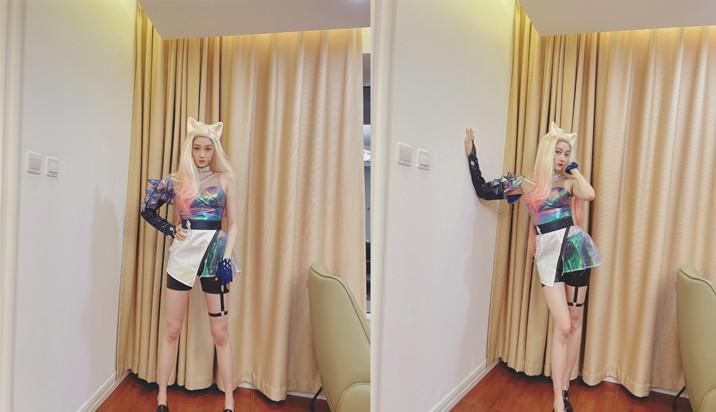 关晓彤|关晓彤怼粉丝后放飞自我，穿露肩装配“情趣裤”cos阿狸，筷子腿太抢镜