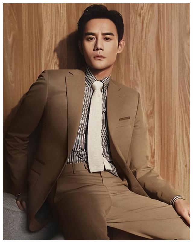 金鹰男神王凯父亲肺癌离世后, 他查出肺部阴影, 红不红已不重要