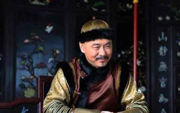 黄金七令|雍正喜欢才女甄嬛,怎么又会喜欢完全不同类的华妃?跟她聊什么?