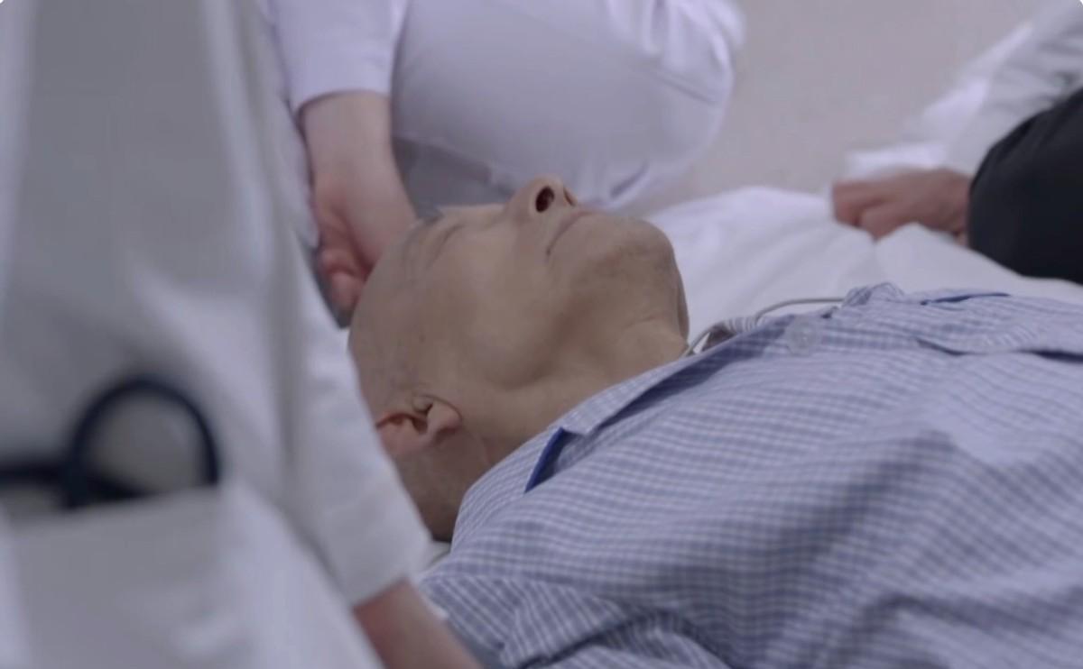 谢谢你医生|《谢谢你医生》演员哭戏:3人演技炸裂,2人无法共情,1人走过场