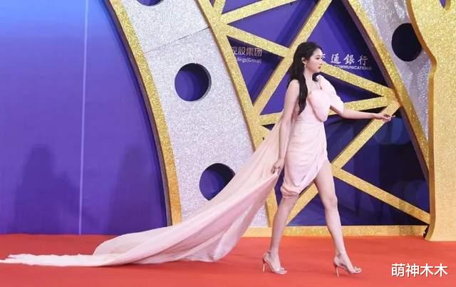 高定|百花奖明星礼服秀：张小斐蓬蓬裙全球首穿，关晓彤佟丽娅高定惊艳